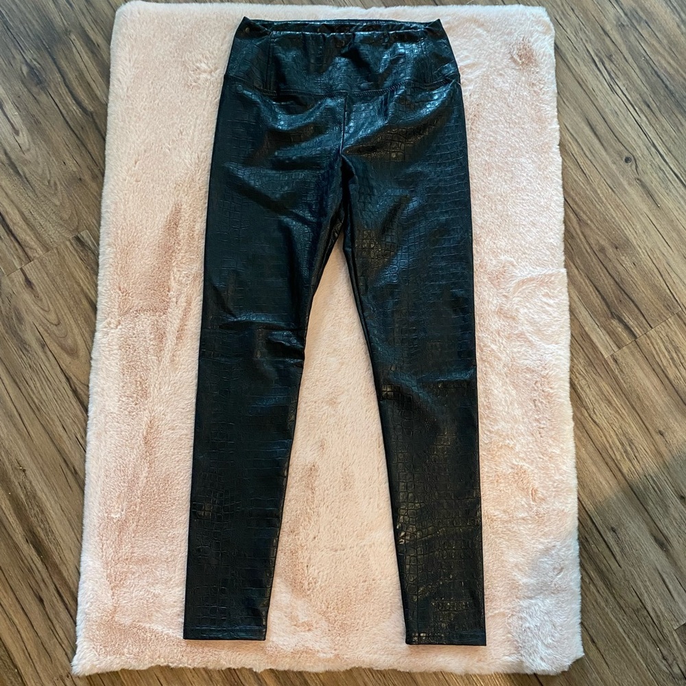 7 For All Mankind Croc Leggings